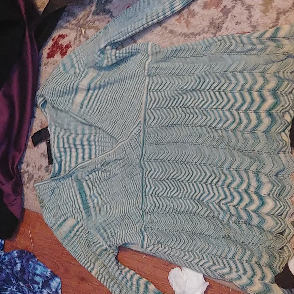 Access xl long sleeve green shirt